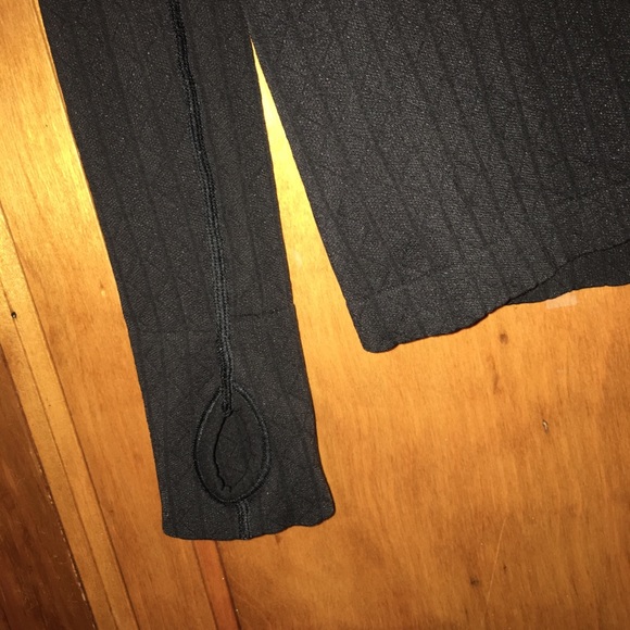 VS SPORT STRETCHY WORKOUT TOP - Picture 3 of 4